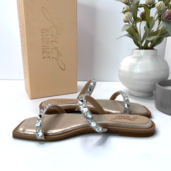 Jewel Badgley Mischka Honesty Flat Sandals Gemstone Studded Straps Women 6.5 NWB - Picture 6 of 9